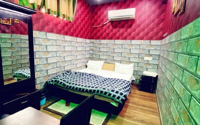 Manali Hotel By GRB