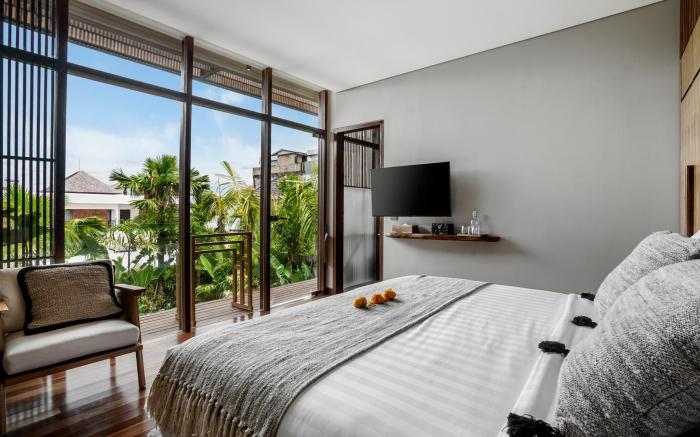 Villa Na Luxury 6BR Canggu 400m Atlas Beach Club