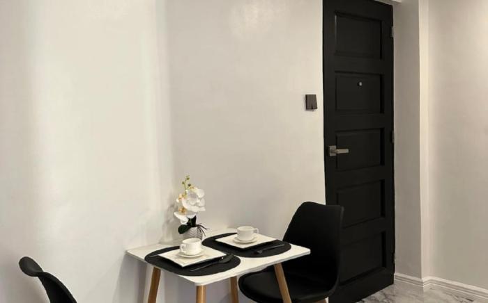 Makati Isabela Lux #1