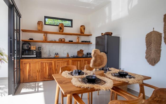 Viewbali 1 -Auntentic 2BDR Villa +Ps5 and Netflix