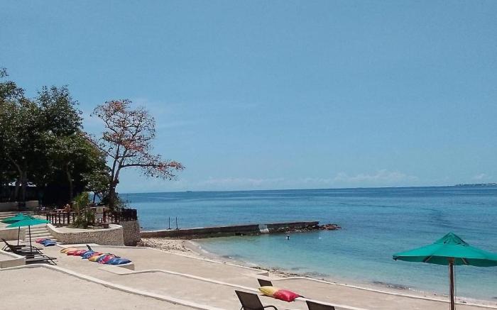 Mactan near Airport Luxury Condo Gateway