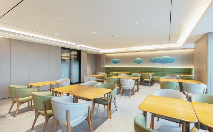 Ji Hotel Yibin West Station Square