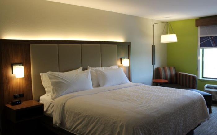 Holiday Inn Express Forest City By IHG