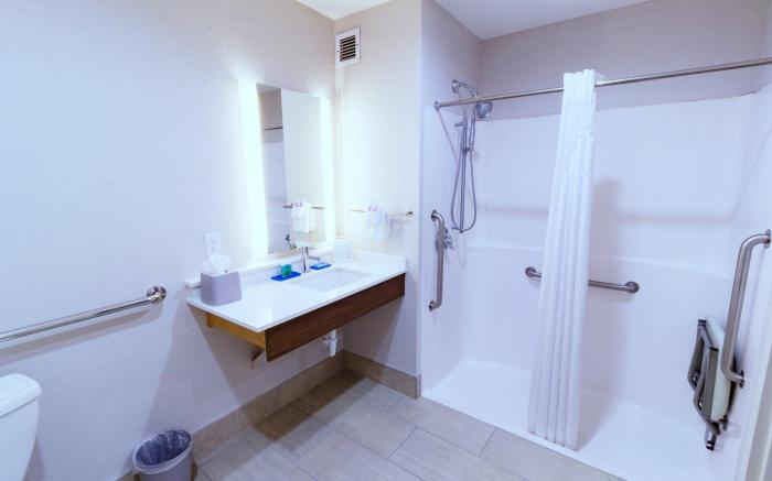 Holiday Inn Express Hotel & Suites Crestview South I-10 By IHG