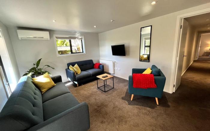 Scott Street Apartments - 3 Bedroom