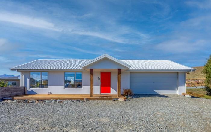 Tekapo Blue House