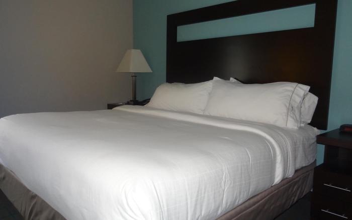 Holiday Inn Express Hotel Kansas City - Bonner Springs By IHG