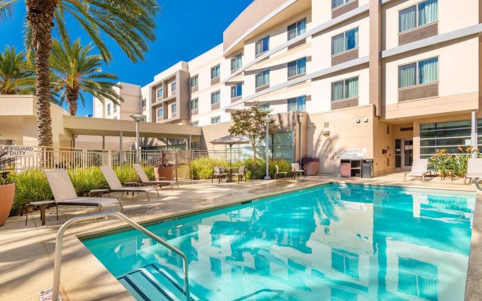 Courtyard Santa Ana Orange County