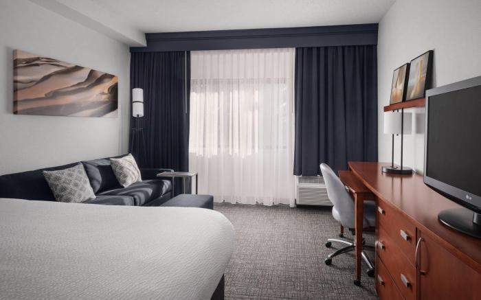 Courtyard by Marriott Rockville