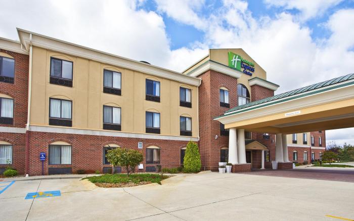 Holiday Inn Express Hotel & Suites Goshen By IHG