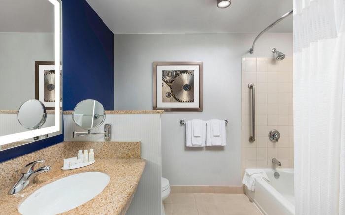 Courtyard by Marriott Austin Downtown/Convention Center