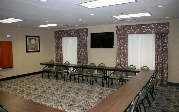 Holiday Inn Express Hotels & Suites Rockingham West By IHG