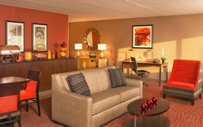 Four Points by Sheraton Milwaukee North Shore