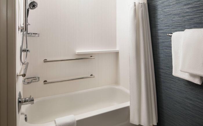 Courtyard by Marriott Indianapolis at the Capitol