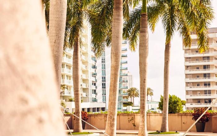 Four Seasons Hotel Miami