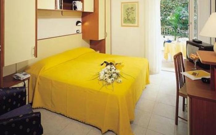Hotel Cannes - in pieno centro