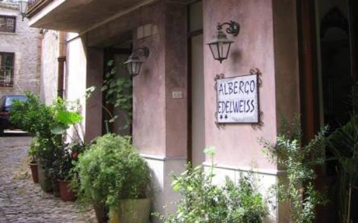 Hotel Edelweiss