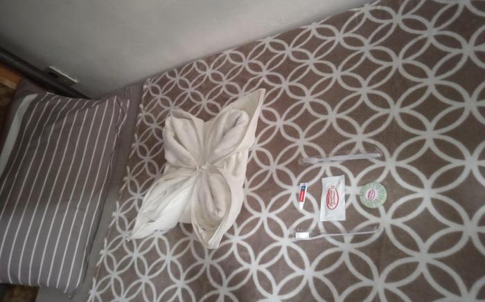Bedspacer for 8pax