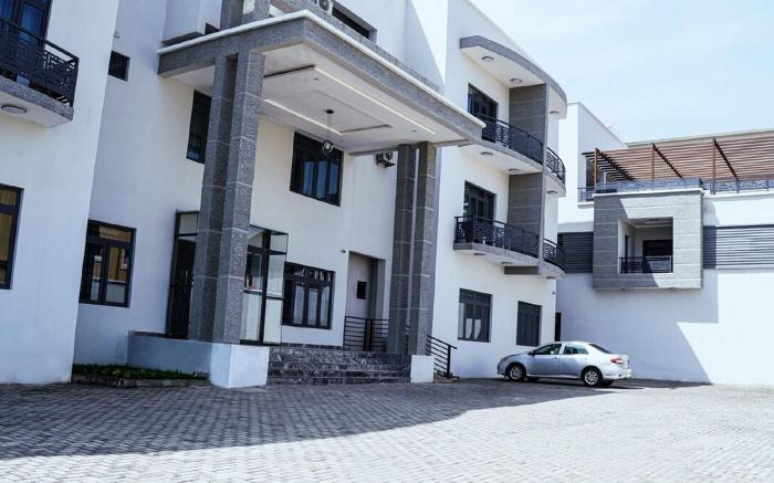 SOLACE SUITS & HOMES