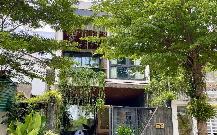 DELUXE VILLA 4 phòng ngủ 5 giường lớn trung tâm tp