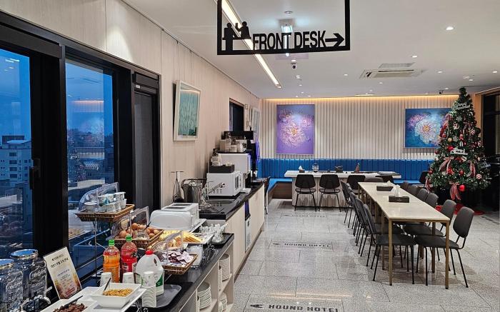 Hound Hotel Mokpo Peace Square