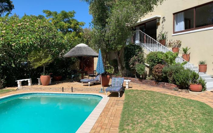 Valley Heights Guest House and B & B
