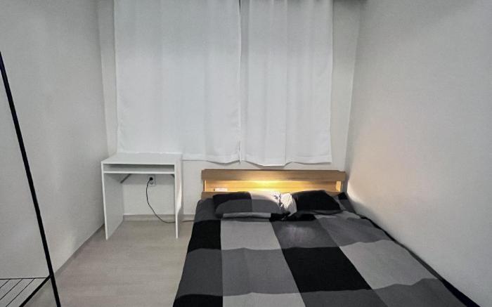 new) near hongdae  2rooms, 3beds queen size [4]-16