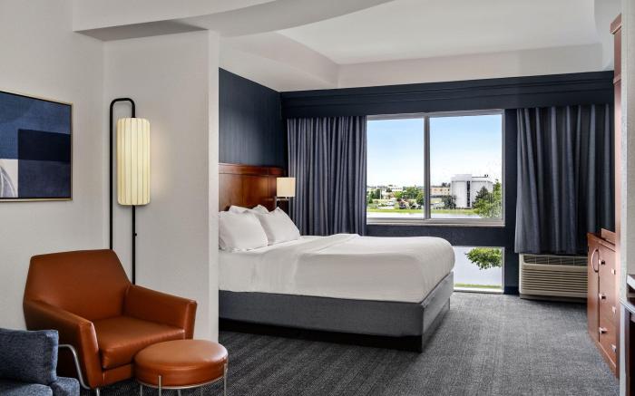 Courtyard by Marriott Evansville East