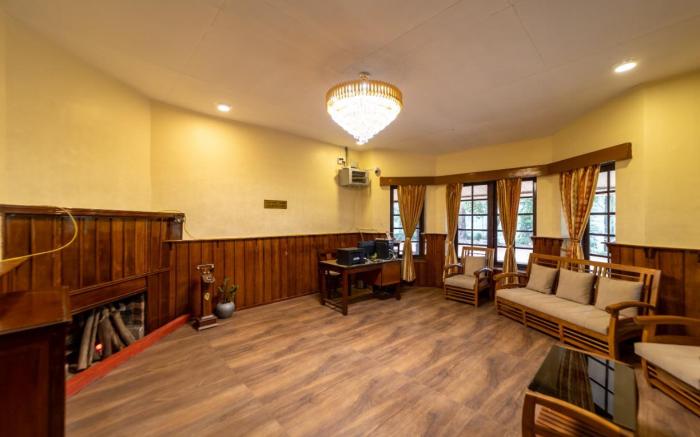 Harris Holiday Inn