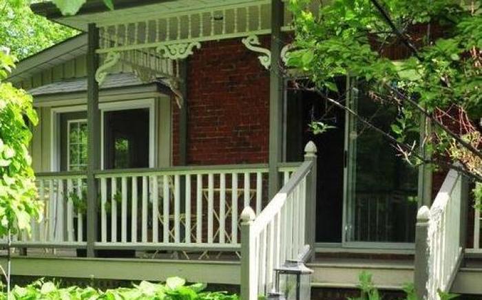 Plantation House Bed & Breakfast