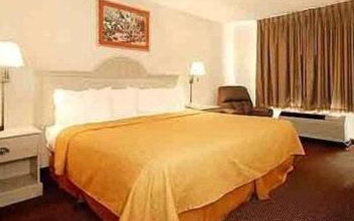 Quality Inn Merriam Kansas City