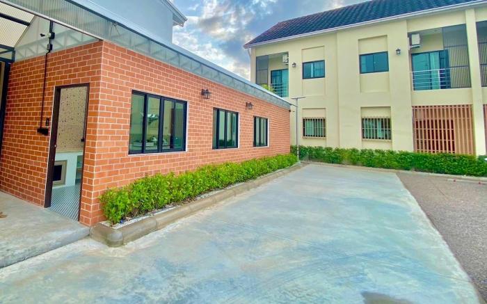 Calamint Residence Hotel