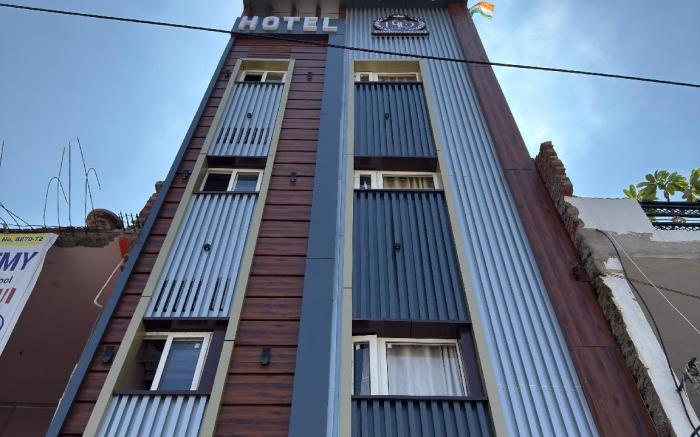 Hotel Chandra Dreams 