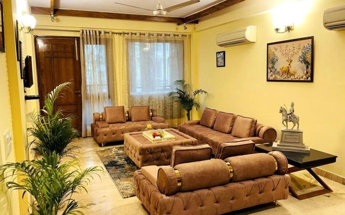 Fortune Home Service Apartment 4Bhk,D-36, Saket