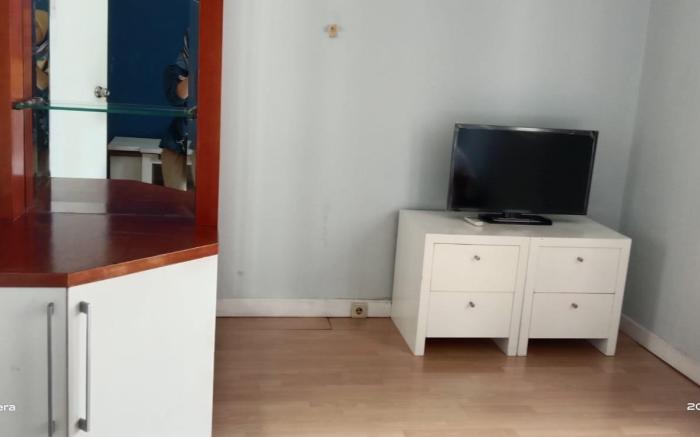 Affordable One Bedroom Next to Mall