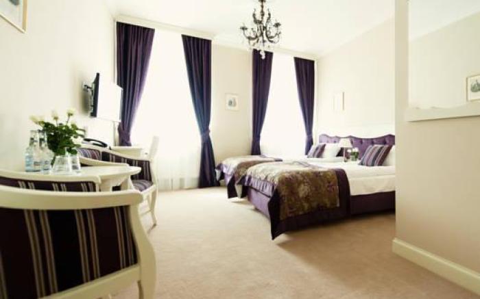 Ambasadorski Residence