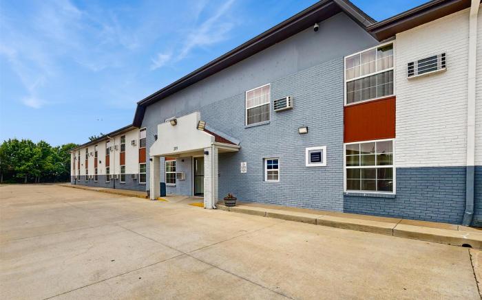 Red Lion Inn & Suites Olathe Kansas City