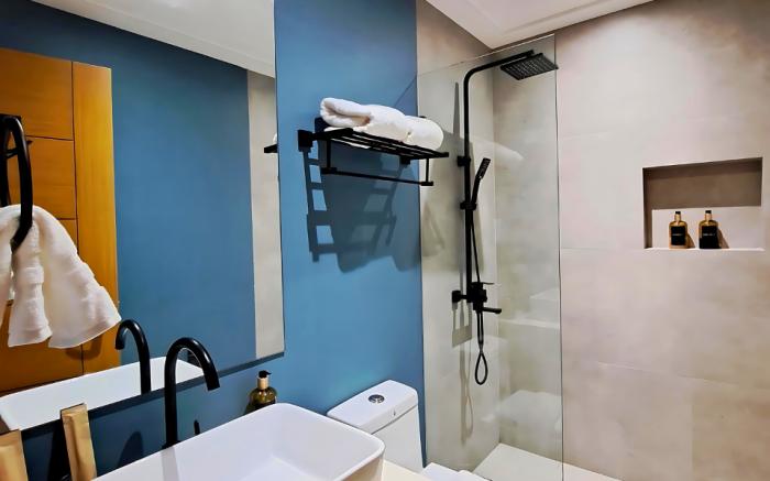 One Bedroom Deluxe in Araneta City Cubao