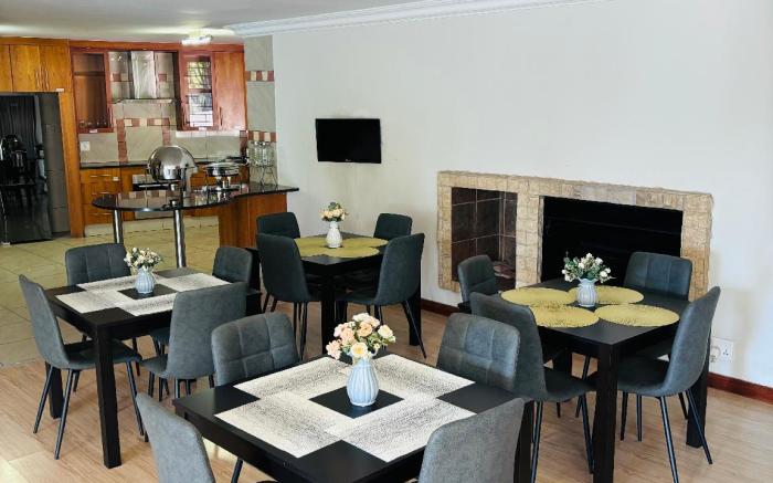 The Pillows Suites Guest House Waterkloof Ridge
