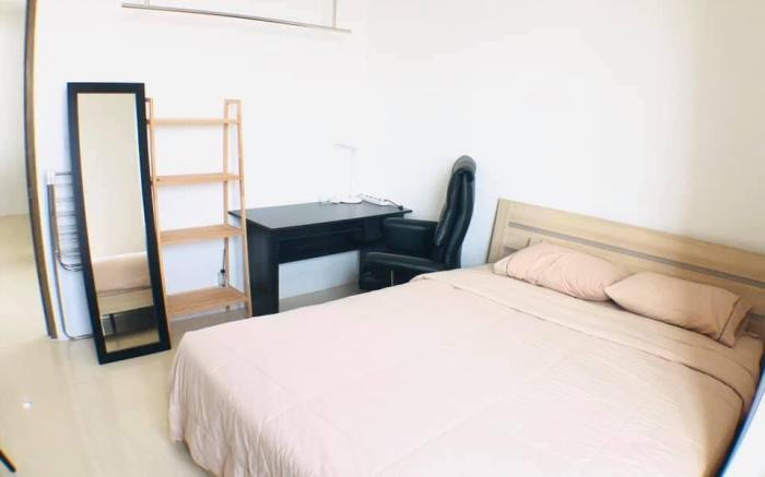 Two-bedroom Condo Unit on 21st Floor - City View