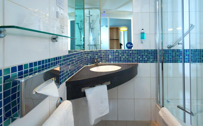 Holiday Inn Express Stevenage By IHG