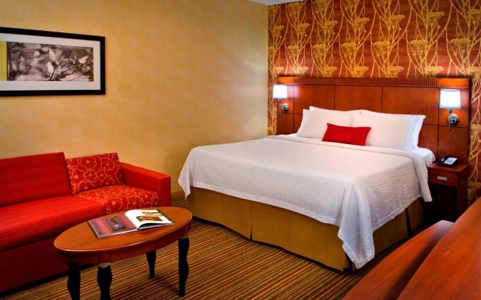 Courtyard by Marriott Mt. Laurel Cherry Hill
