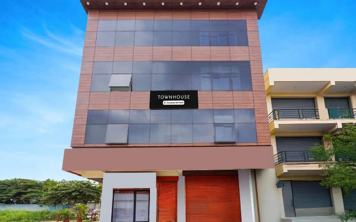 Super Townhouse Bidadi Formerly Royal Garuda