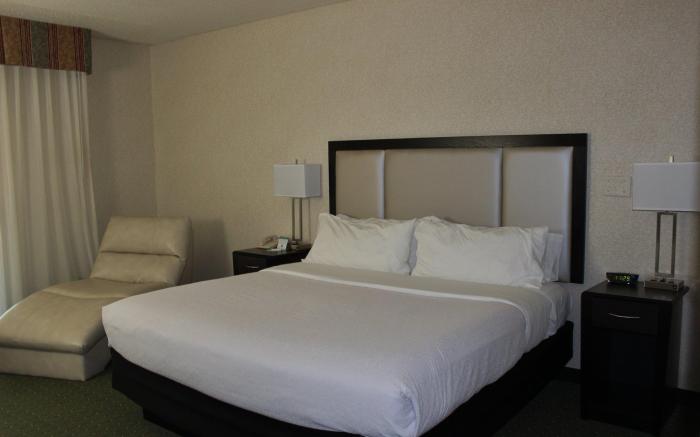 Holiday Inn Des Moines-Airport Conference Center By IHG