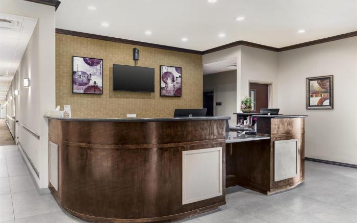 Best Western Red River Inn and Suites