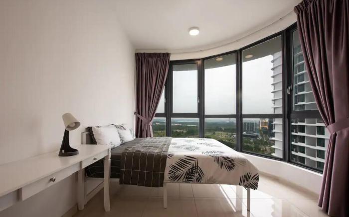 Homely & Cozy 2BR Suite, 5mins to Legoland, Views