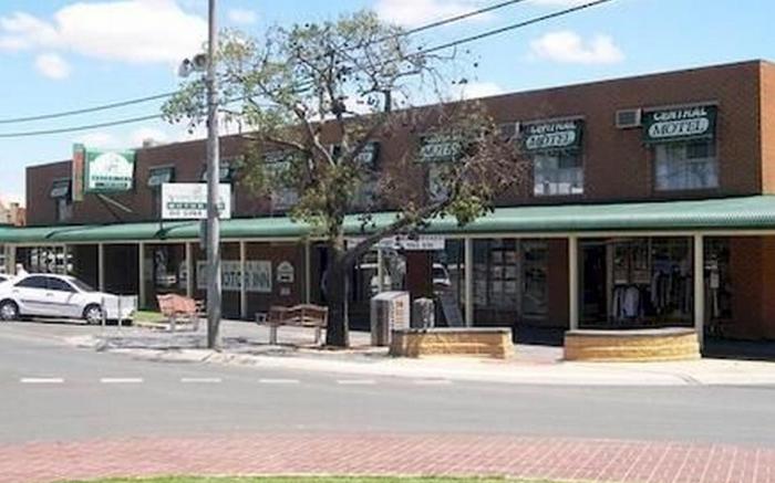 Central Yarrawonga Motor Inn