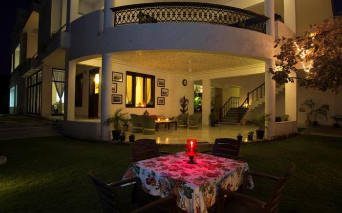 Devraj Villa - Luxury Pool Villa Udaipur