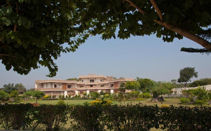 Araliayas Resort & Spa 