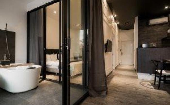White Apart Hotel